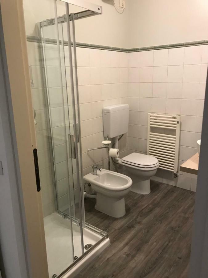 Apartamento Grazioso Bilocale Metro/Centro Brescia Exterior foto